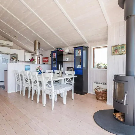 Vii Holiday home Fano